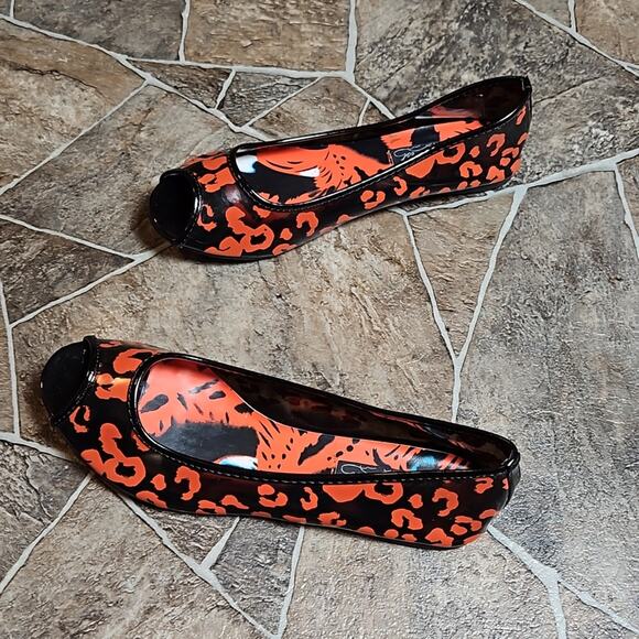 New in Box Iron Fist Raw Power Peep Toe Flats Sz 6 - Picture 5 of 11